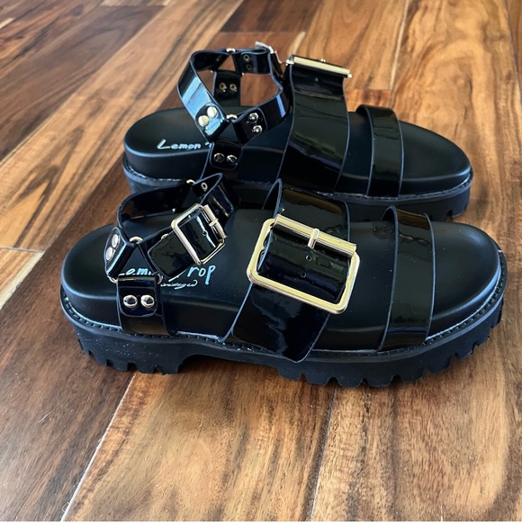 NWOT Privileged Lemon Drop Bruce Platform Sandals - Picture 3 of 11